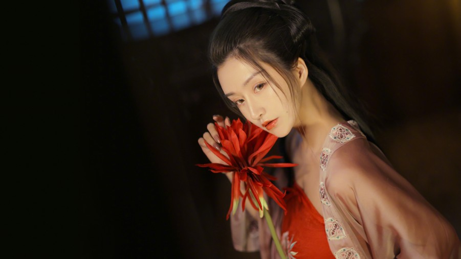 《赏金猎人》首映获好评  李敏镐钟汉良俘获少女心
